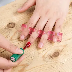 2pcs Soft Gentle Silicone Finger Toe Separator for Manicure Pedicure Nail Art Tool Nail Spacer for Fingers and Toes Back to School Nail Supplies for Press On Nails