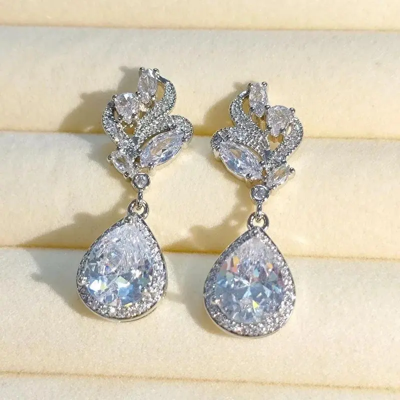 Elegant Water Drop Stud Earrings in 925 Sterling Silver for Women, Unique Iris Pattern with Bright Zircon Stones - Funky Unique Accessories for Special Events, Adults, Funky Look, Female