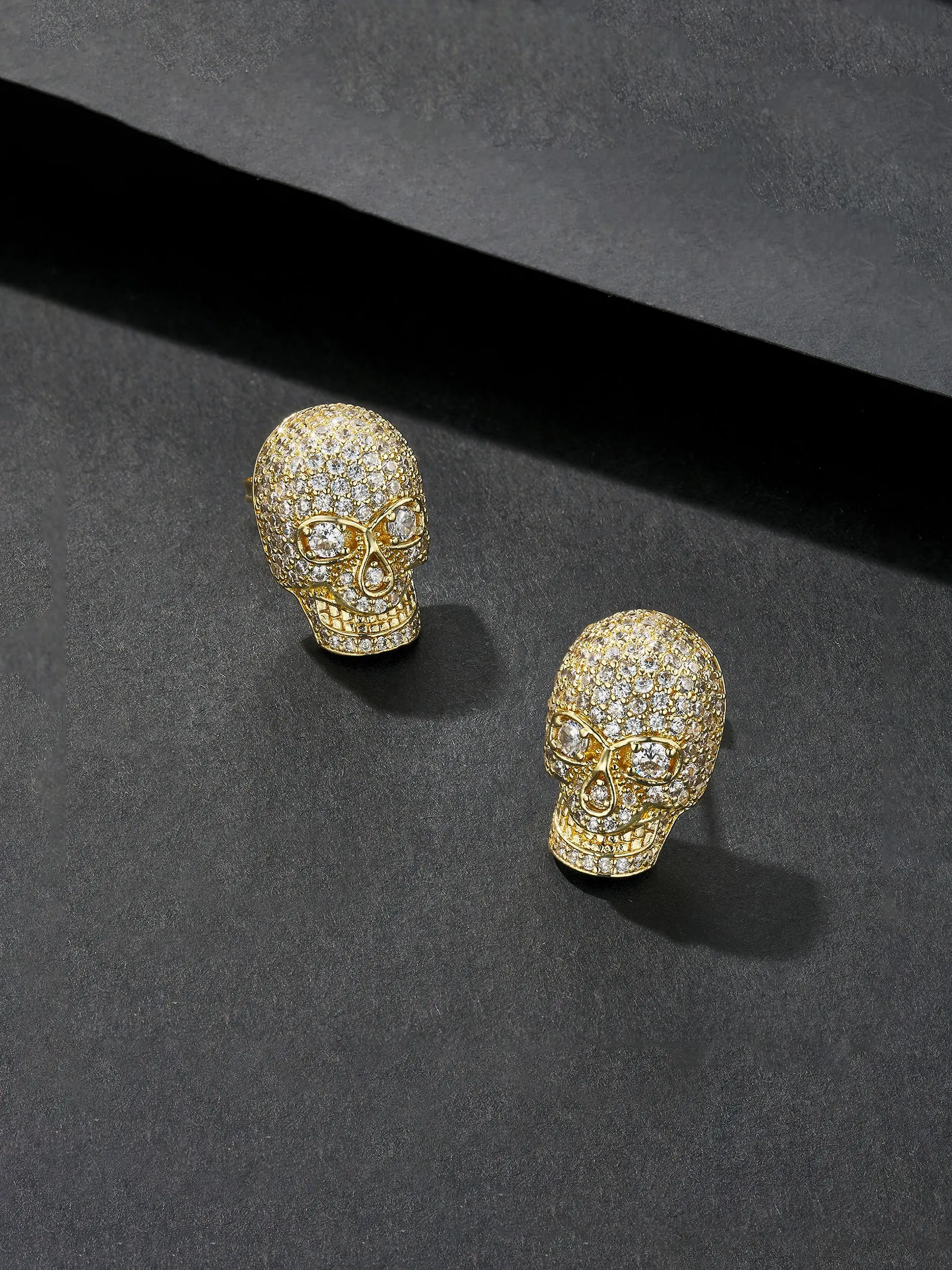 Iced Chics Skull Earrings, Hip-Hop Style, Unisex, Party Jewelry, Streetwear Accessory, Unique Daily Wear, All Seasons