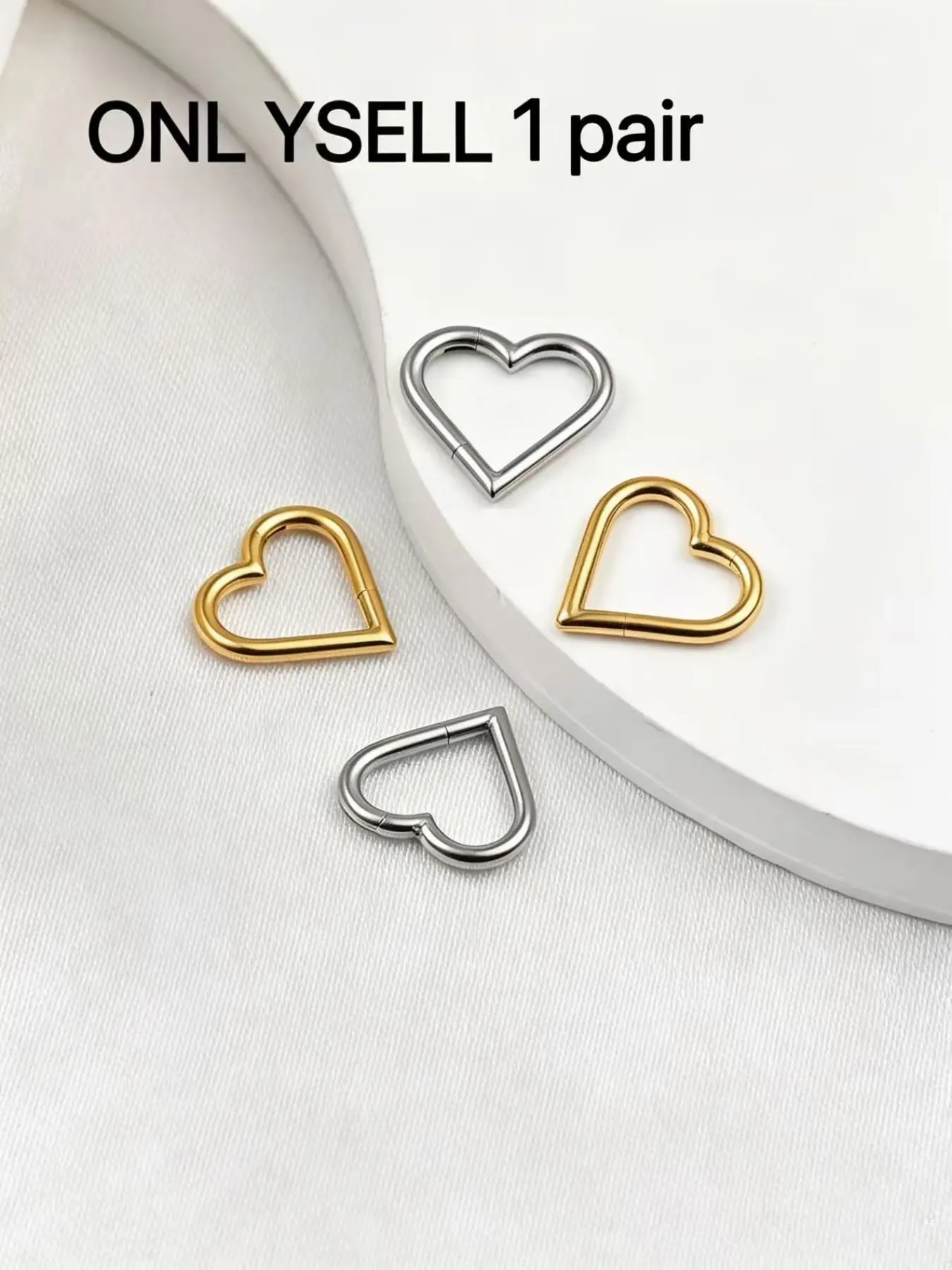 2 Pcs Titanium Heart Daisy Piercing Jewelry, Hypoallergenic Seamless Clasp, 16g Rook Helix Daith Ear Rings, Daily Wear, Party Gift