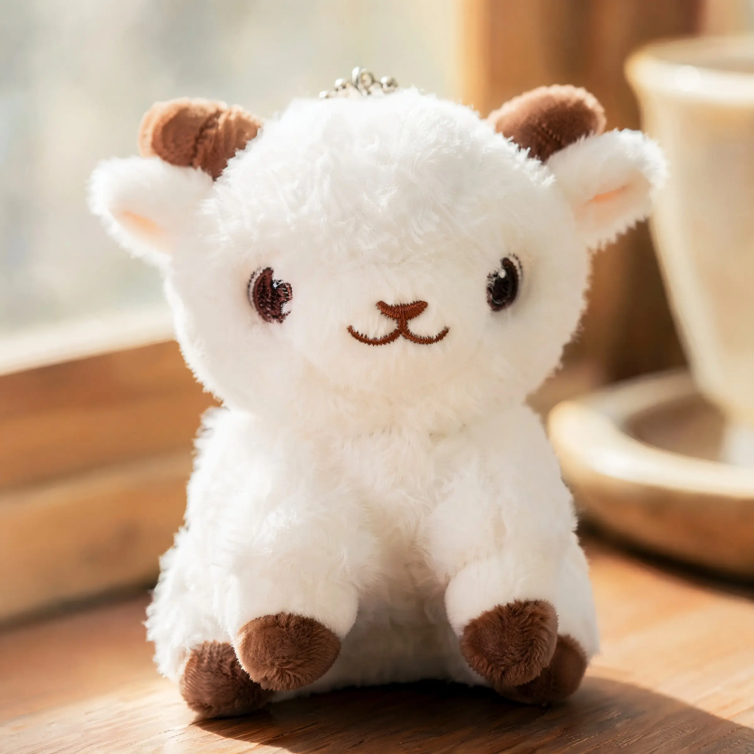 Cute Sheep Keychain, Plush Wool Keychain (10cm), Cartoon Sheep Bag Charm, Perfect Gift for All Ages, Backpack Wallet Accessory