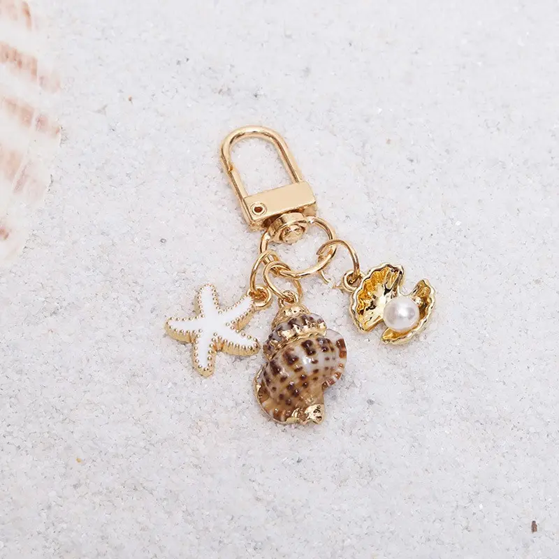 Seashell Starfish Bag Charm Pendants, Gold Starfish & Pearl Shell Bag Chain Charms, Beachy Coastal Bag Decoration Keychain, Summer Ocean-Inspired Bag Pendant for Backpack Purse, Purse Accessories, Durable Material