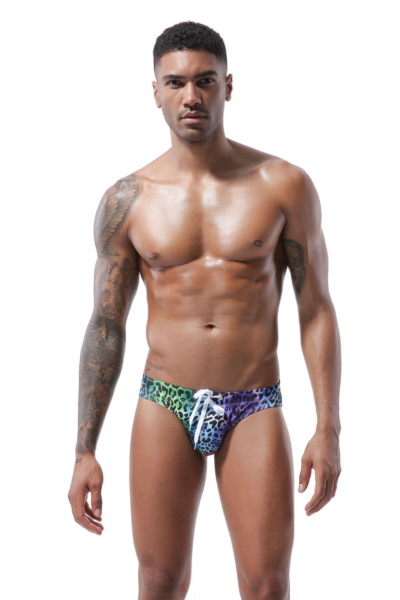 Men's Swim Trunks Hot Spring Beach Low-Rise Triangle Swim Trunks Leopard Print Digital Print