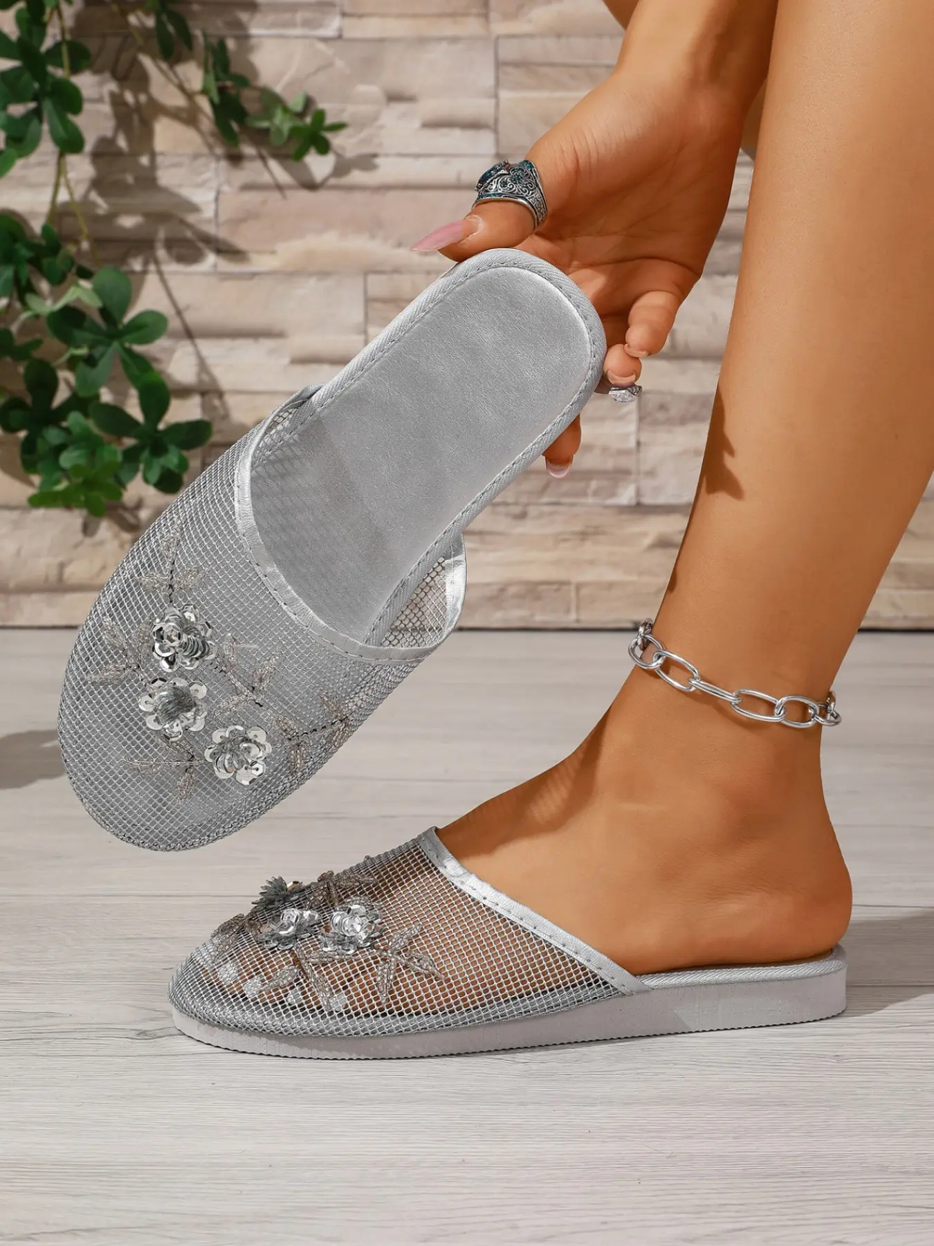 Women's Silver Color Glitter Mesh Slippers, Rhinestone Floral Embroidery, Soft Flat Casual Shoes, Round Toe, PU Leather, Minimalist Style