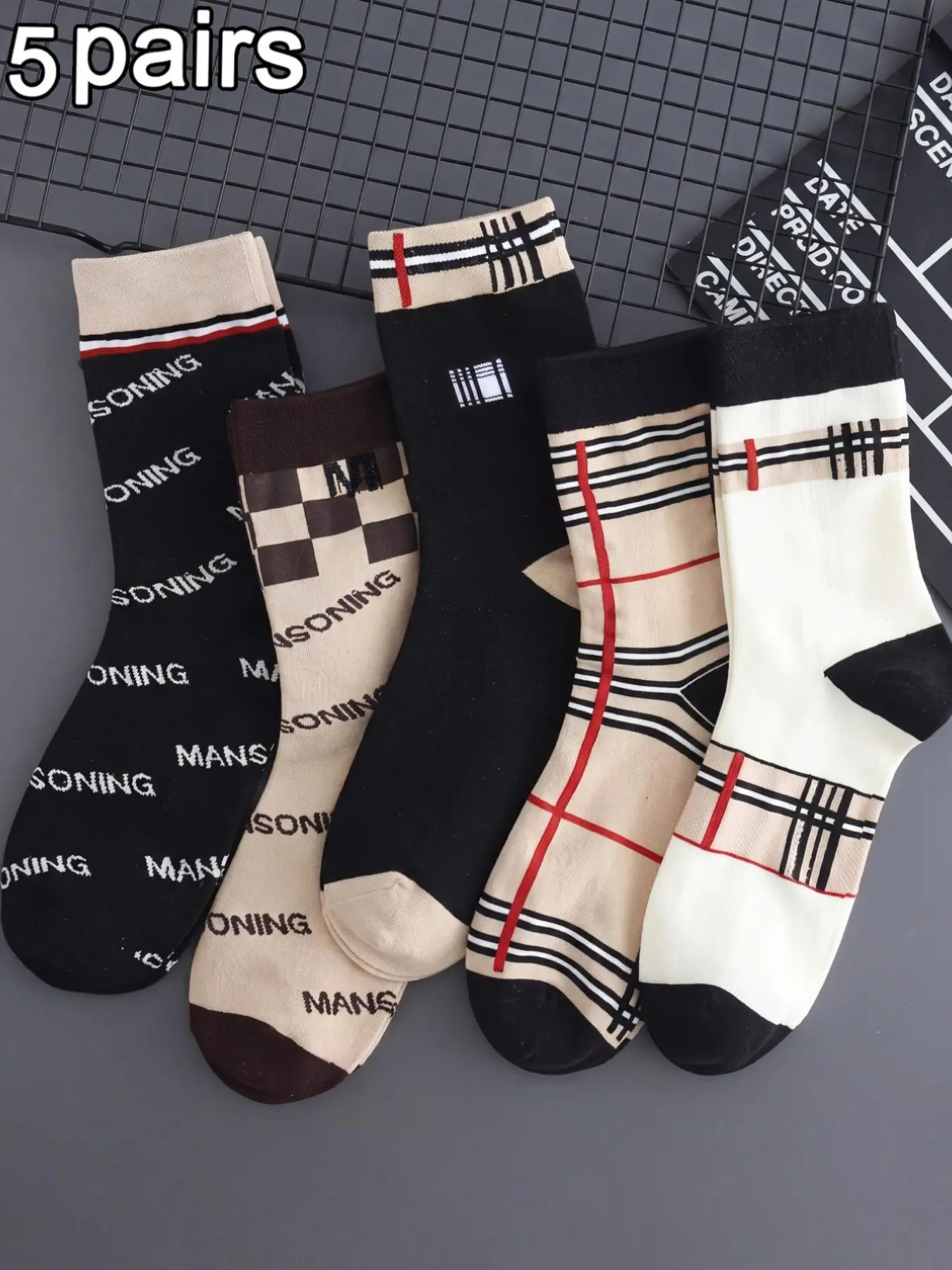5 Pairs Men's Classic Plaid Letter Patchwork Crew Socks, Trendy Retro Casual Versatile Socks, Comfortable Breathable Streetwear Socks, Casual Daily Socks for All Seasons