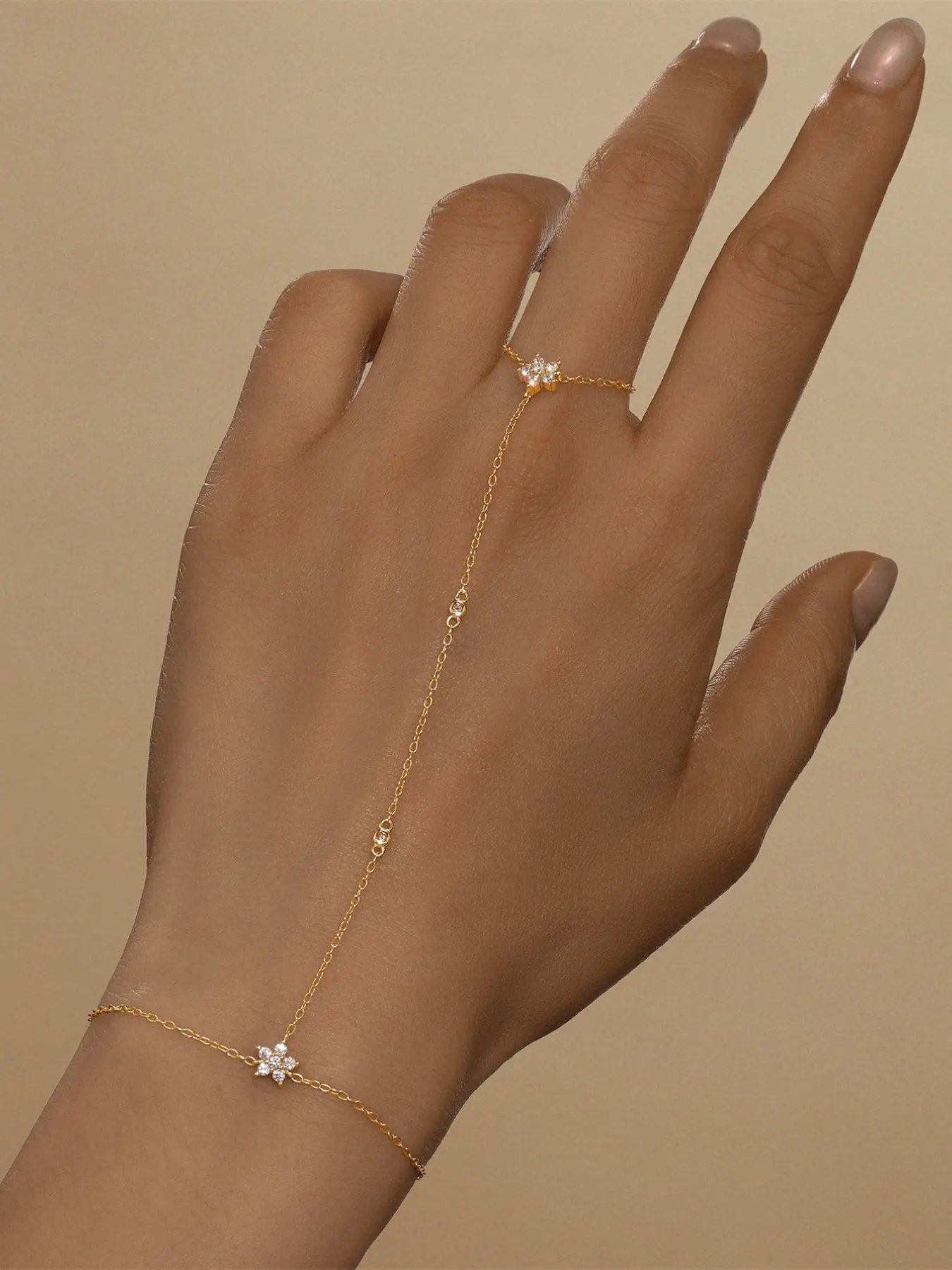 925 Sterling Silver Hand Chain for Women Trendy, Non Tarnish Dainty Cubic Zirconia Finger Ring Bracelet, Summer Beach Hand Jewelry Minimalist Adjustable Ring Chain Bracelets Fashion Gifts