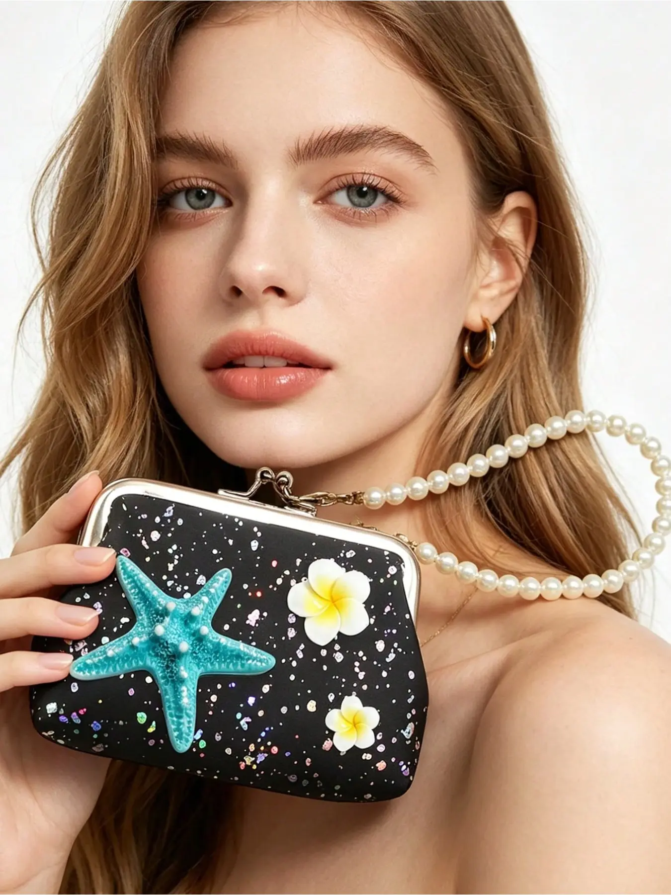 Glitter Starfish Plumeria Kiss-Lock Coin Purse with Pearl Wristlet Chain, Boho Beach Style Small Summer Clutch Wallet for Women, Ideal for Summer, Beach, Weddings & Gifting