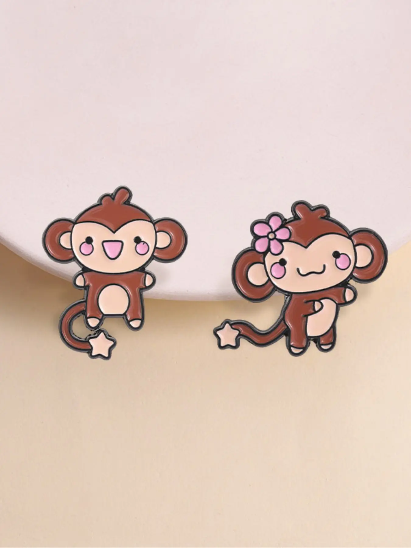 2 Pcs Cute Q Version Couple Monkey Enamel Pins, Fun Pink Blush & Star Tail Design Badges, Fashion Accessories, Best Gift for Animal Lovers, Brooch Pins
