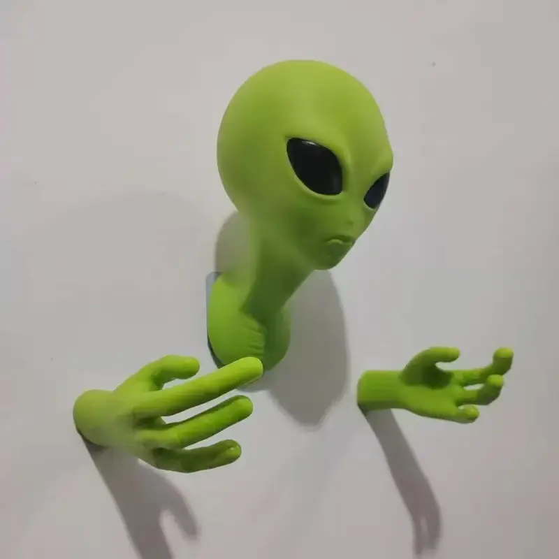 Alien Wall Sculpture, 3D Latex Material, Alien Head and Hand Statue, Sci-Fi Decor Collection, Festival Decoration, Hanging Ornament