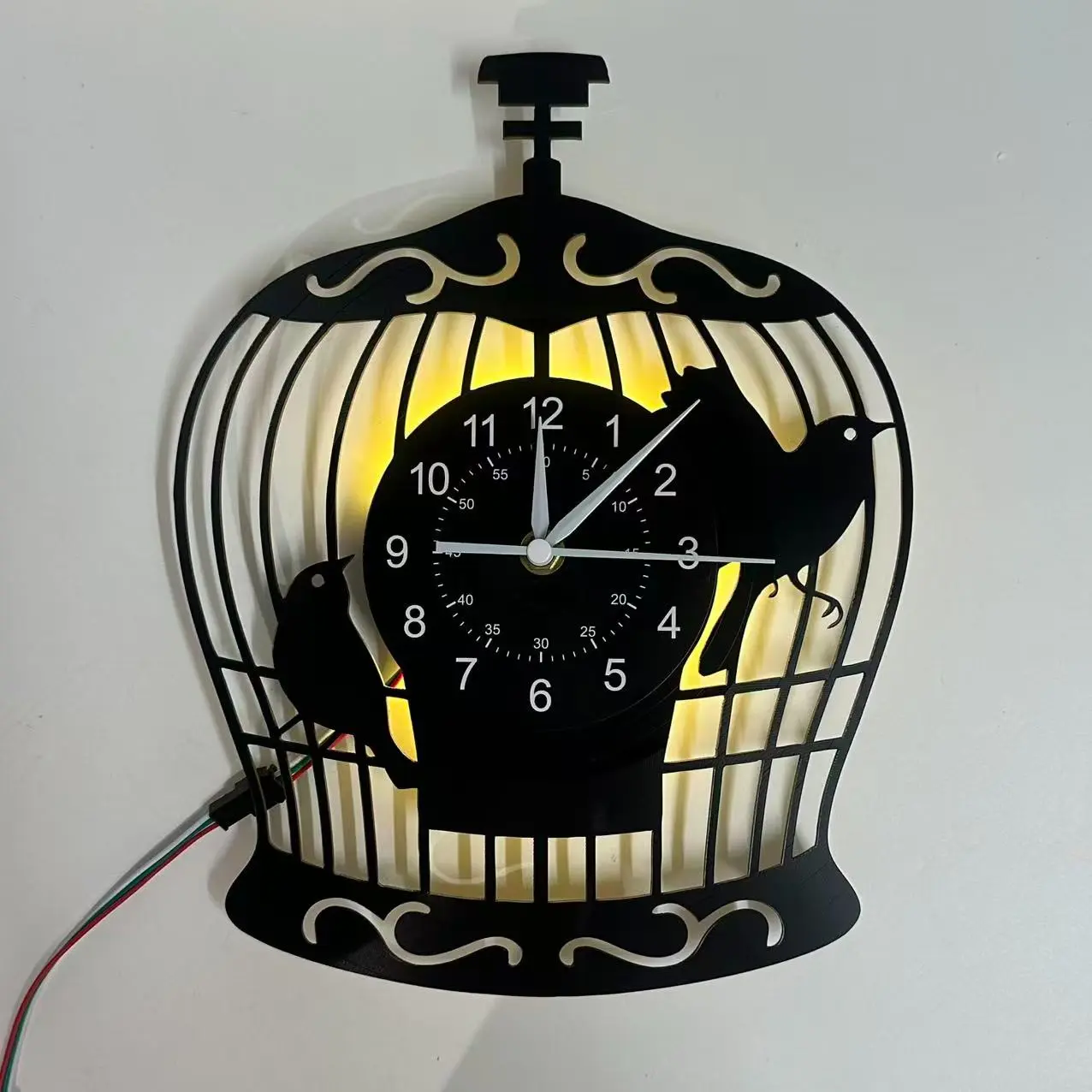 Vintage LED Birdcage Vinyl Record Wall Clock 7 Color Changing Luminous Bird Clock Retro Night Light for Garden Patio Home Decor Creative Birthday Housewarming Gift
