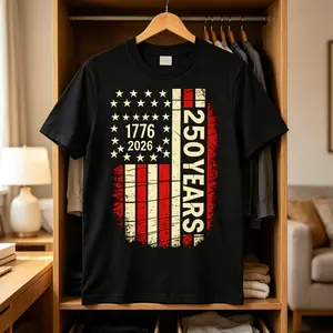 Men's 250-Year USA 1776 Anniversary Flag Short-Sleeve Round Neck Streetwear T-Shirt - Moisture-Wicking Top for Sports Enthusiasts, Casual Outings