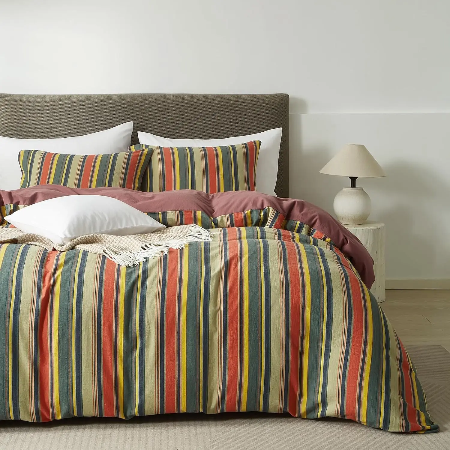 04 - Multicolored Stripes