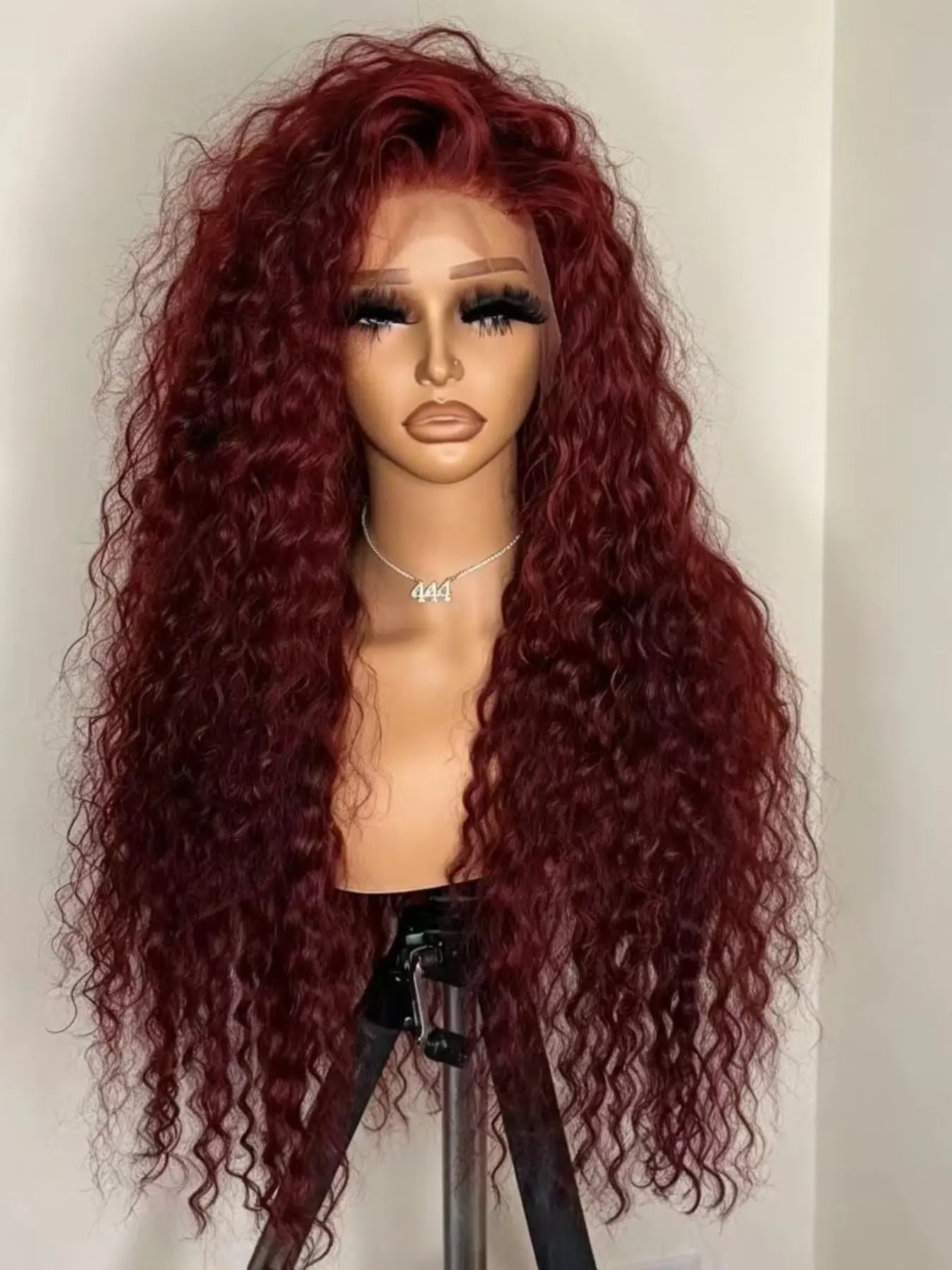 180 density 26 inch long T-shaped curly hair 13x4x1 lace front wig, natural wine red curly hair, fashionable wig for daily women, comfortable to wear wig, breathable and heat-resistant, no glue wig, loose curly wig