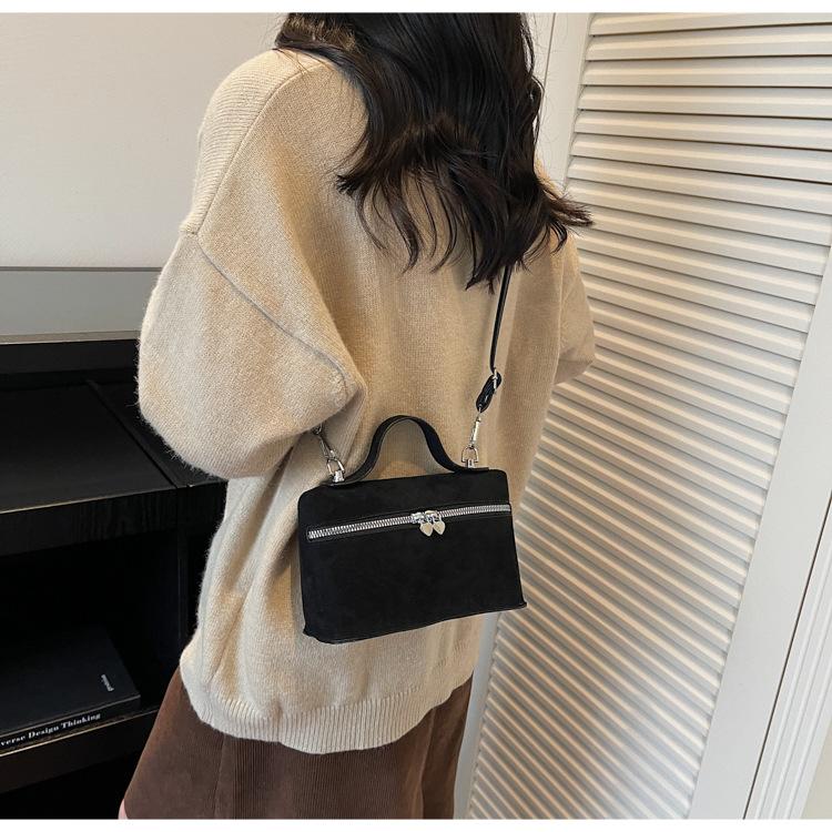 Luxury Suede Versatile Shoulder Bag  Purse Fall Winter Retro Matte Crossbody Handle Bag for Women Texture Simple Satchels Bag