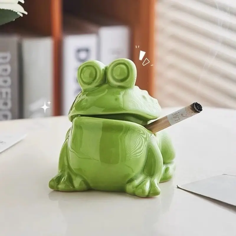 Cute Frog Ceramic Ashtray with Lid, 3D Design, U-Shaped Slot, Non-Slip Base, Heat Resistant, Easy Clean, Creative Decor for Living Room