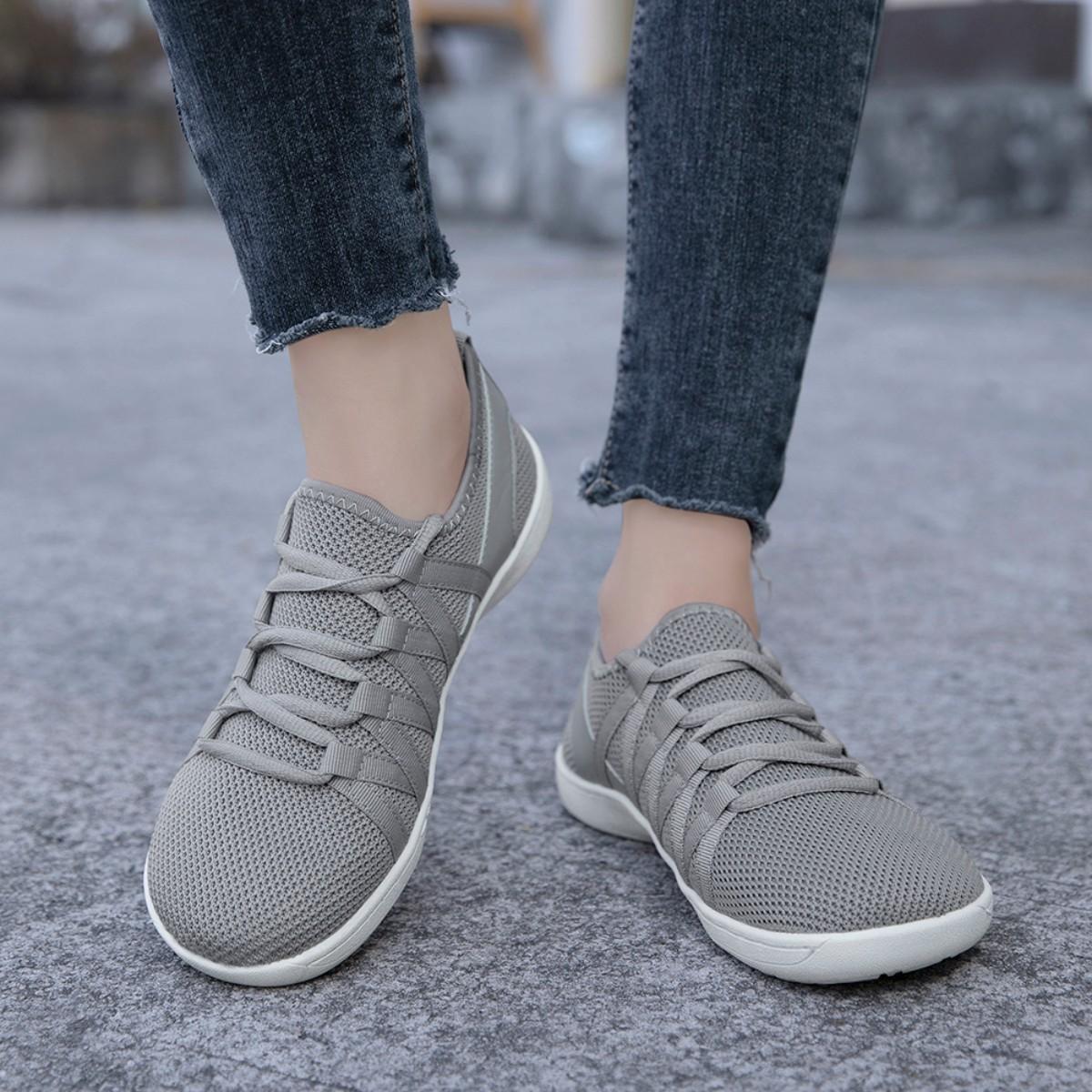 Women's Barefoot Style Zero Drop Non Slip Sneakers Wide Toe Box Slip On Low Top Casual Trainers for Beach Outdoor Running Walking Lightweight Flexible Comfort Fit Shoes
