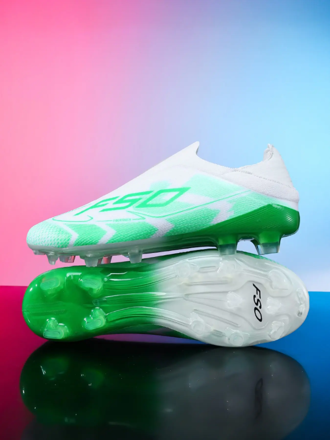 Professional Sporty Football Shoes, Long Studs, Rubber Sole, Slip-On Design, Durable Training Soccer Boots & Match Boots, 3 Colors, Sizes 35-45