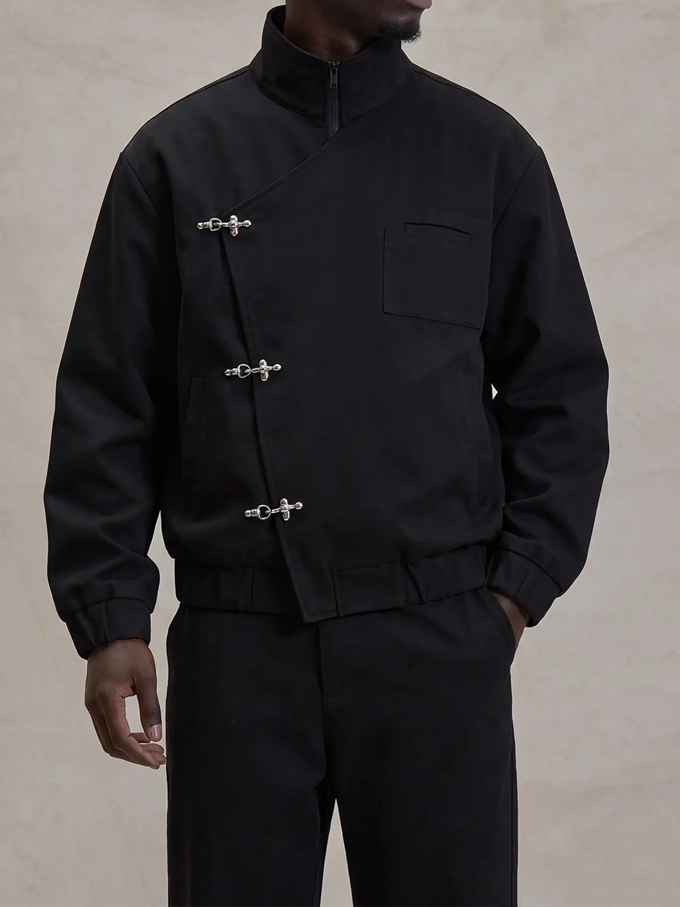 Men's Asymmetric Metal Buckle Jacket, Stand Collar Long Sleeve Outerwear, Minimalist Streetwear For Street Shooting, Smart Casual And City Travel Occasions