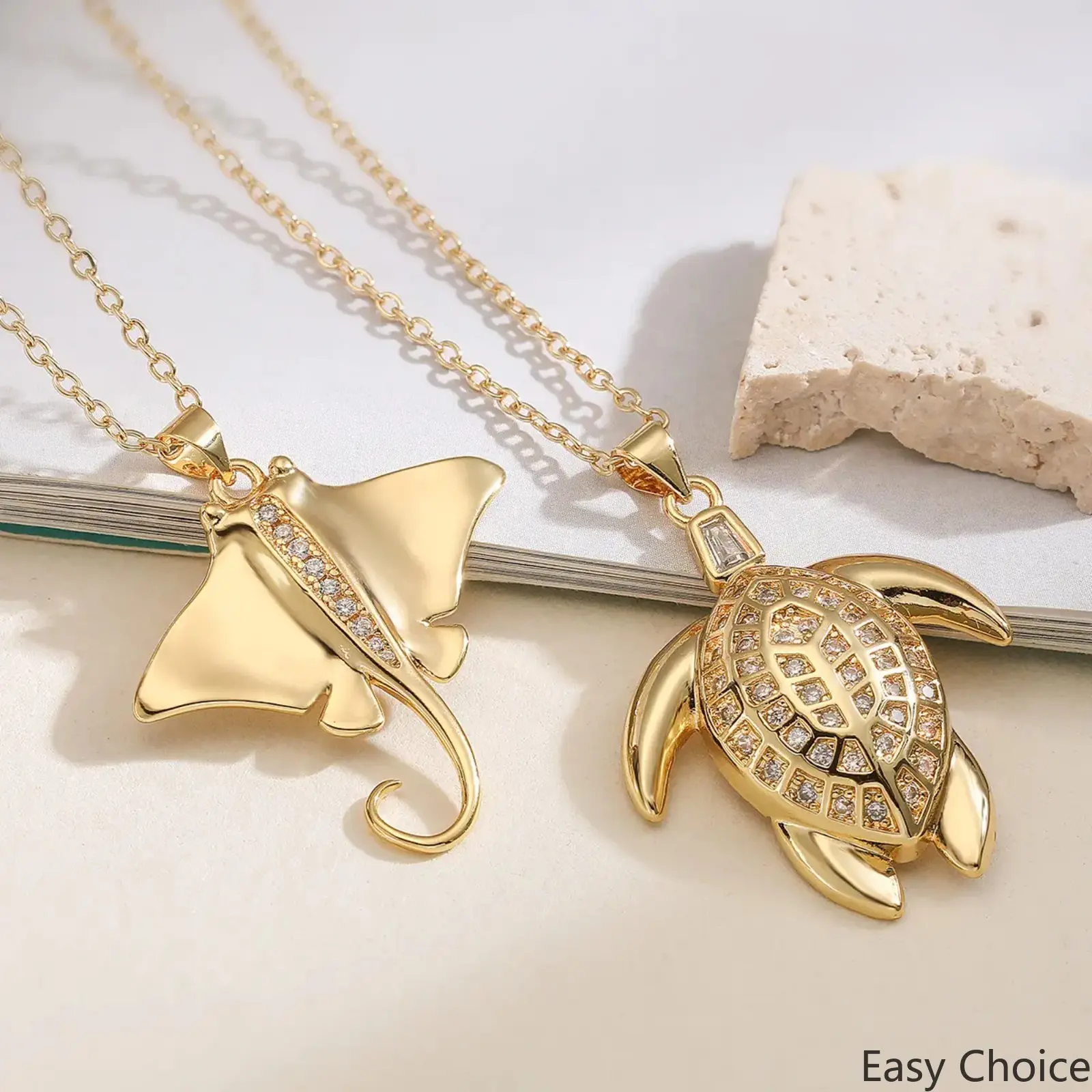 Women's Sea‑Turtle Pendant Necklace, 18K Gold‑Plated Dainty Necklace with CZ Zircon Details, Ocean‑Inspired Layered Collarbone Jewelry, Lightweight Waterproof Charm for Summer Vacation, Daily Wear & Gifting