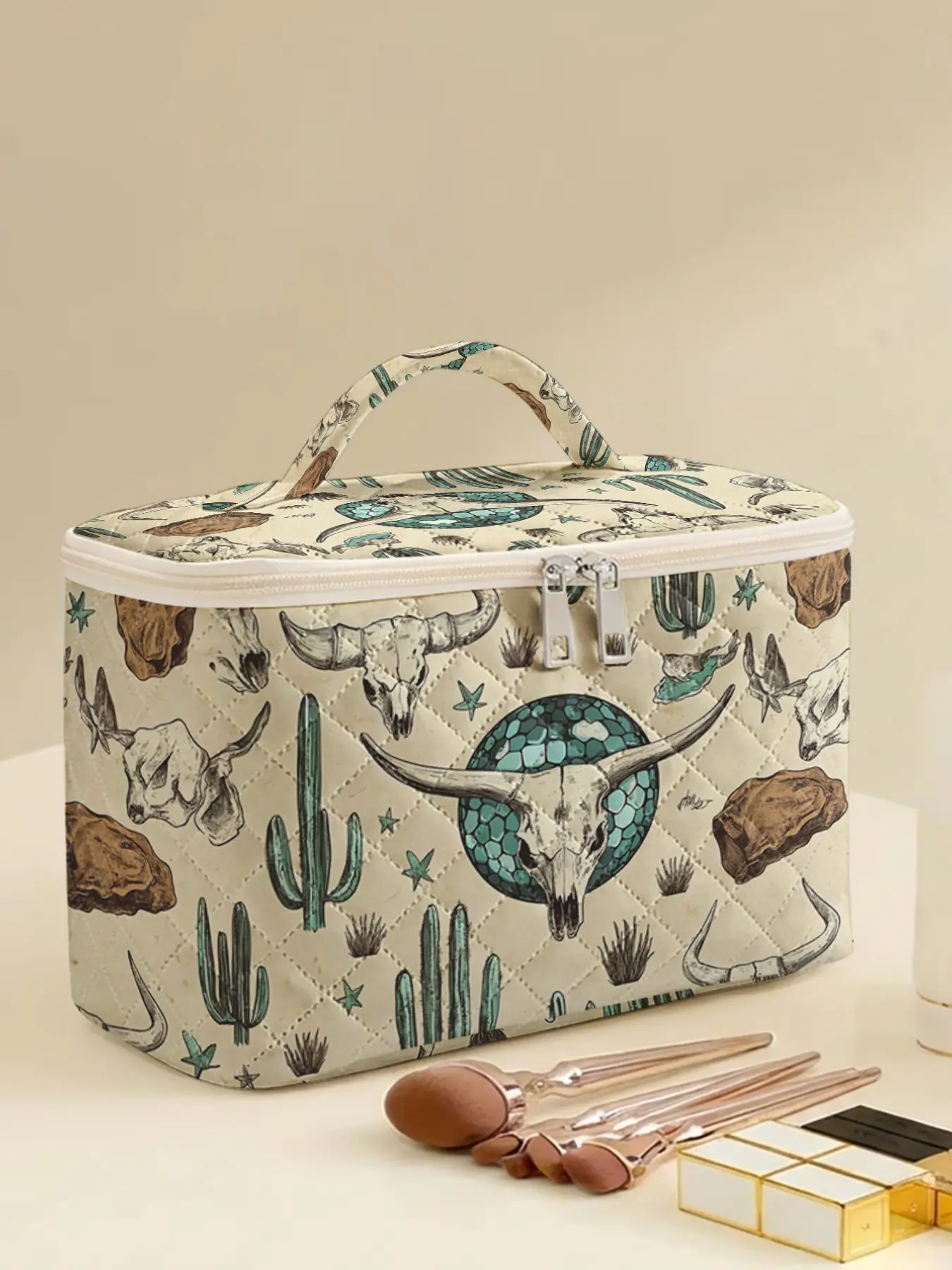 Cactus Skull Pattern Travel Cosmetic Bag, Large Capacity Makeup Organizer, Portable Brush and Accessory Case, Cute Fashion Cosmetics Box