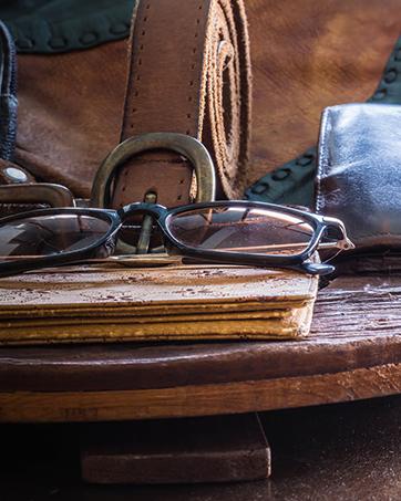 Full Grain Leather Key Wrap, Motorcycle Key Organizer, Durable Key Holder with Silencer & Key Ring Cover