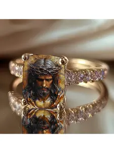 Thorn Crown Portrait Printed Square Ring with side bright diamonds accentuating the vintage distressed image, carrying a pious meaning, a thoughtful and niche decorative jewelry for overseas believers to commemorate