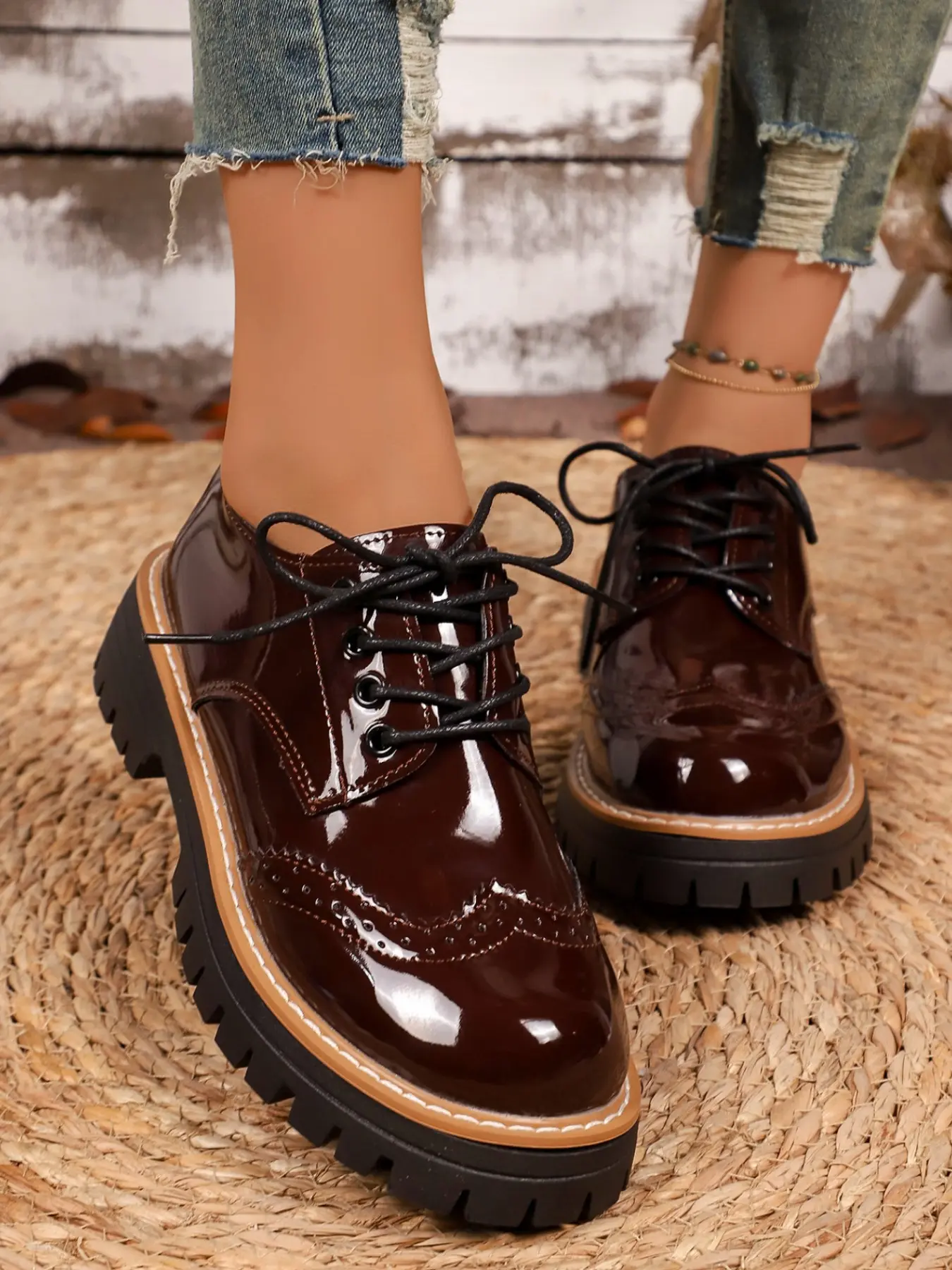Women's Round Toe Lace-Up Leather Shoes, Thick Sole British Style Single Shoe, Chunky Heel Height-Boosting Casual College Wind Female Shoes, Daily Commute Retro Loafers
