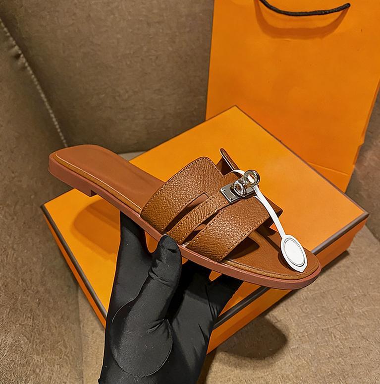 Women's Flat Slippers with Metal Buckle - Stylish & Versatile Spring/Summer New Arrivals SpringStatements Casual Flip Flops Girl Sandal Walking Shoes Footwear