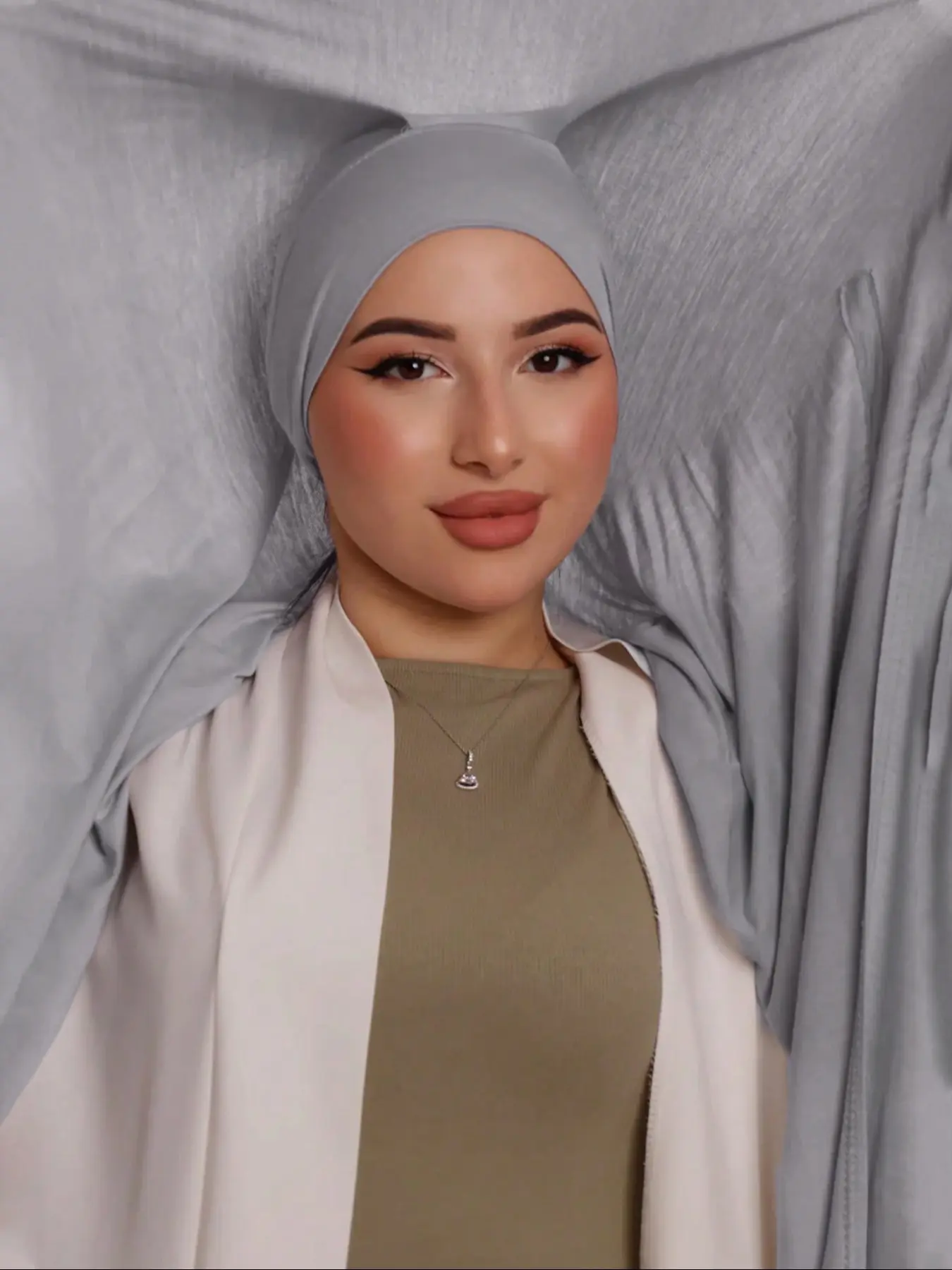 Pure Color Three-In-One Headscarf Jersey Hijab, Soft Breathable Fabric, Elegant Wrap Design, Evening Wear Accessory for Women
