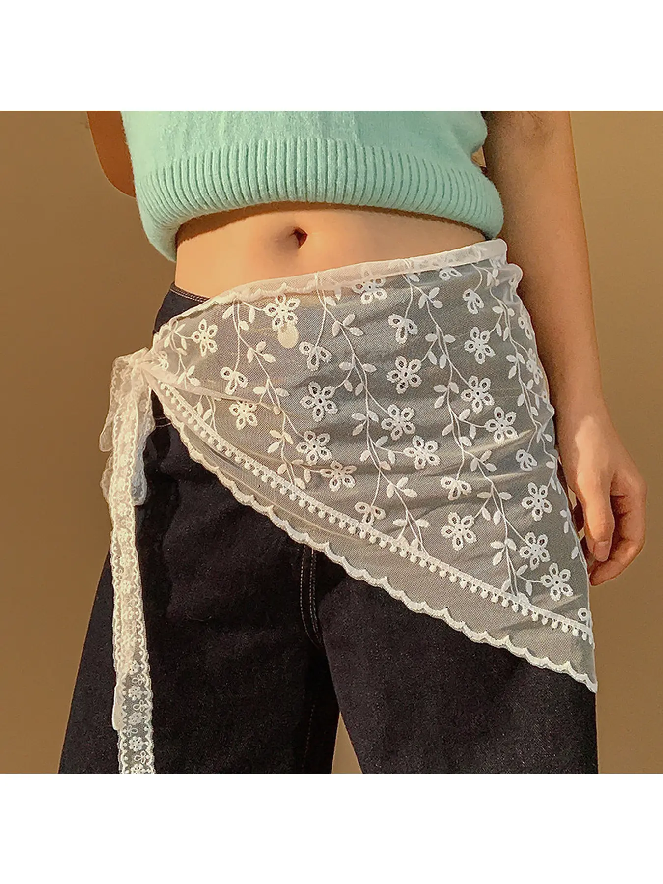 White Lace Floral Triangle Bandana, Hollow Lace Hem Skirt Layered Tulle Mini Skirt, Versatile Korean Style Shirt Extender Butt Lifter Skirt, Cute Waist Apron Scarf for Women Summer Travel Photo Shoot