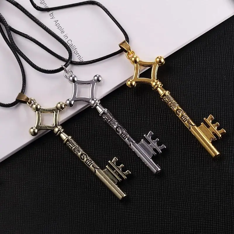 Attack on Titan Anime Eren Same-Style Unisex Key Necklace, Pendant Sweater Chain, Cosplay Wear Accessory for Fans, Men's Jewelry Gift