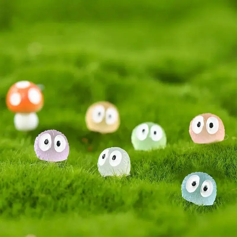 20Pcs Mini Luminous Briquettes Fairy Theme Animal Shapes Figurine Set, Bulk Pack Dark-Reactive Elf Statues for Dollhouse Landscape, Home Decor Fairy Garden Accessories, Decorating My Apartment