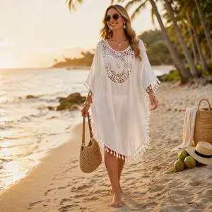 Bohemian-style beach cover-up, hand-crocheted patchwork tassel short sun-protective dress, sexy loose resort cover-up, lightweight and breathable white crocheted top, thin and breathable, suitable for summer beach, pool, vacation and leisure wear.