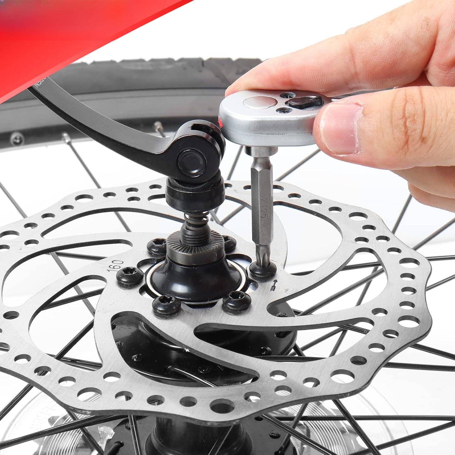 208-Pc Master  Bit Set, 1/4" Hex Shank  Bits, Nut Driver and  Bit Set