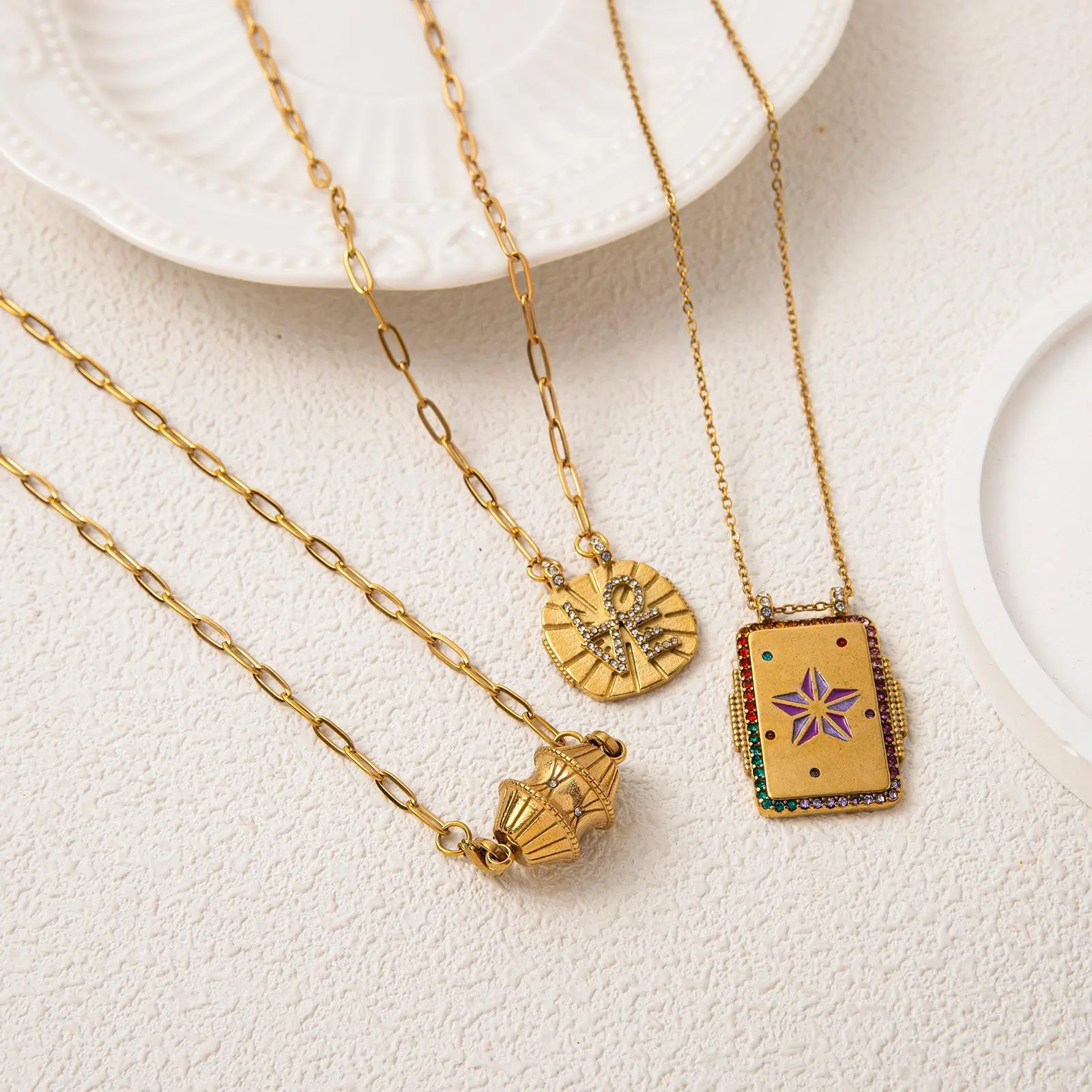 Star Tag Necklace for Women, Vintage Tarot Card Pendant with Colorful Zircon Inlay, Casual Daily Costume Jewelry Gift, Fabric, Single Pendant, Female, Valentine's Day Gift Idea, Choking Hazard Small Parts, Everyday Wear Jewelry, Zircon Inset, Non-Collisio