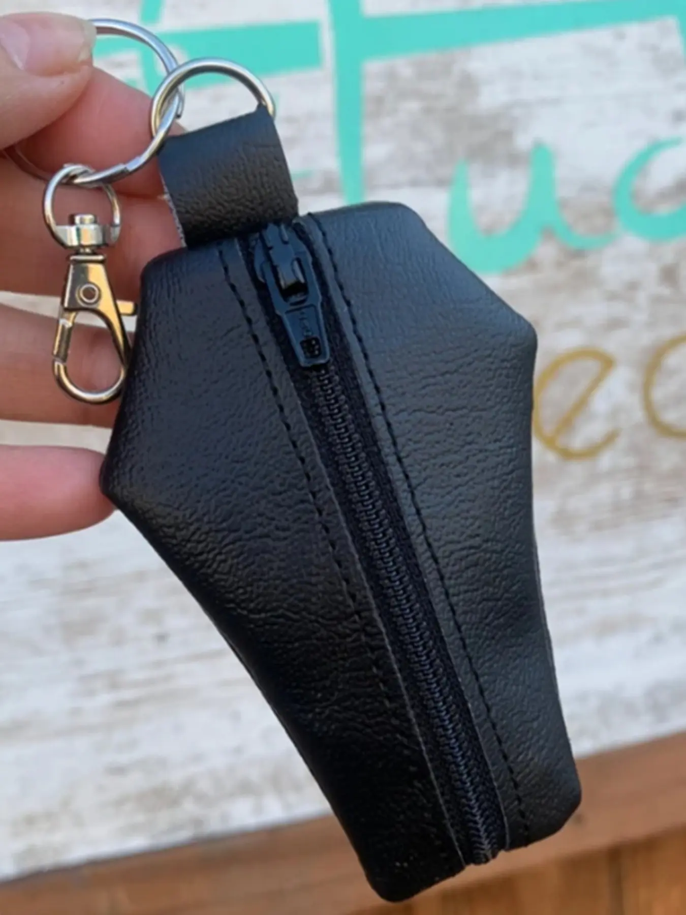 Coffin Lip Balm Holder, Goth Keychain Holder, Unique Accessory for Gothic Lovers, Stylish Gift Idea, Perfect for Daily Use