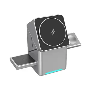 Popular Rotating Magnetic Wireless Charger 4-in-1 Strong Magnetic Fast Charging Multifunctional Desktop Fast Charger