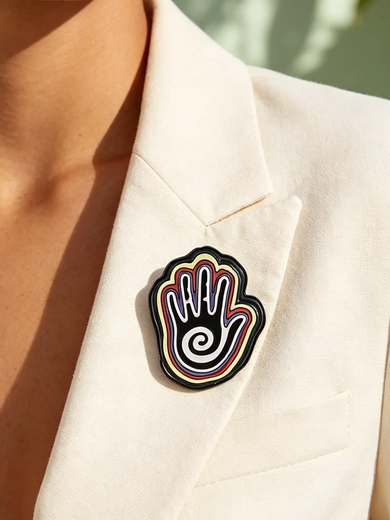 Vintage Hamsa Hand-Painted Enamel Pin, Multicolor Psychedelic Palm Brooch, Bohemian Spiritual Collar Badge, Aesthetic Backpack Jacket Decor Jewelry Gift