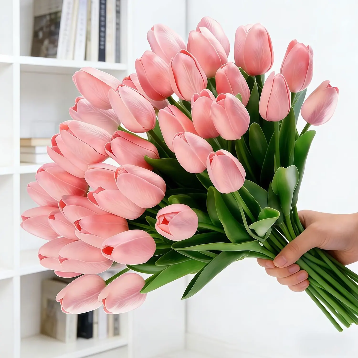 20 pieces of artificial tulip flowers (made of polyurethane) - pink tulips, 13.5 inches in size. Suitable for Mother's Day, Easter, and spring decorations for home and kitchen.