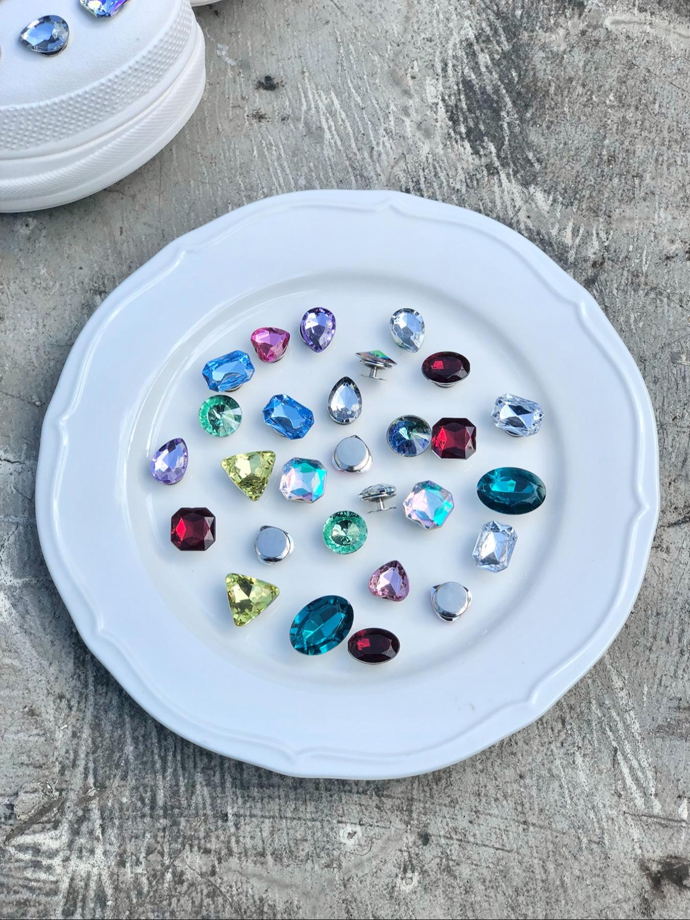 Cute Colorful Artificial Crystal Design Shoe Charms, 28pcs Fashionable Novelty Shoes Decorations for Clogs Design, Dazzling Glamour Trendy Holiday Shoe Accessories for Women & Girls, Bling Shoe Charms