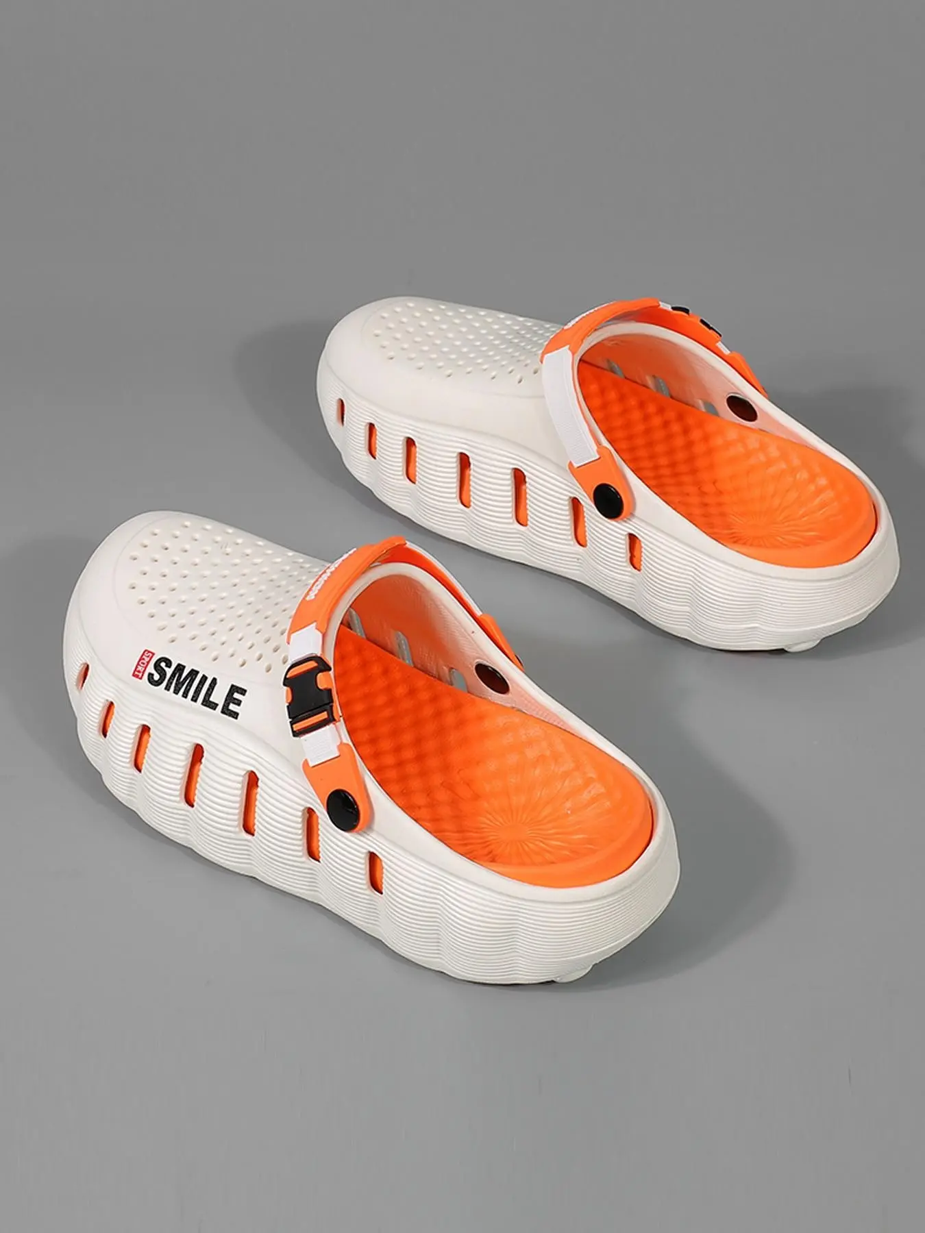 Men's Hollow Breathable Adjustable Strap Clogs Non-slip Thick Cushion Sole Quick-drying Dual-purpose Hole Shoes Lightweight Casual Footwear for Indoor Home Outdoor Beach Shower Garden Daily Wear