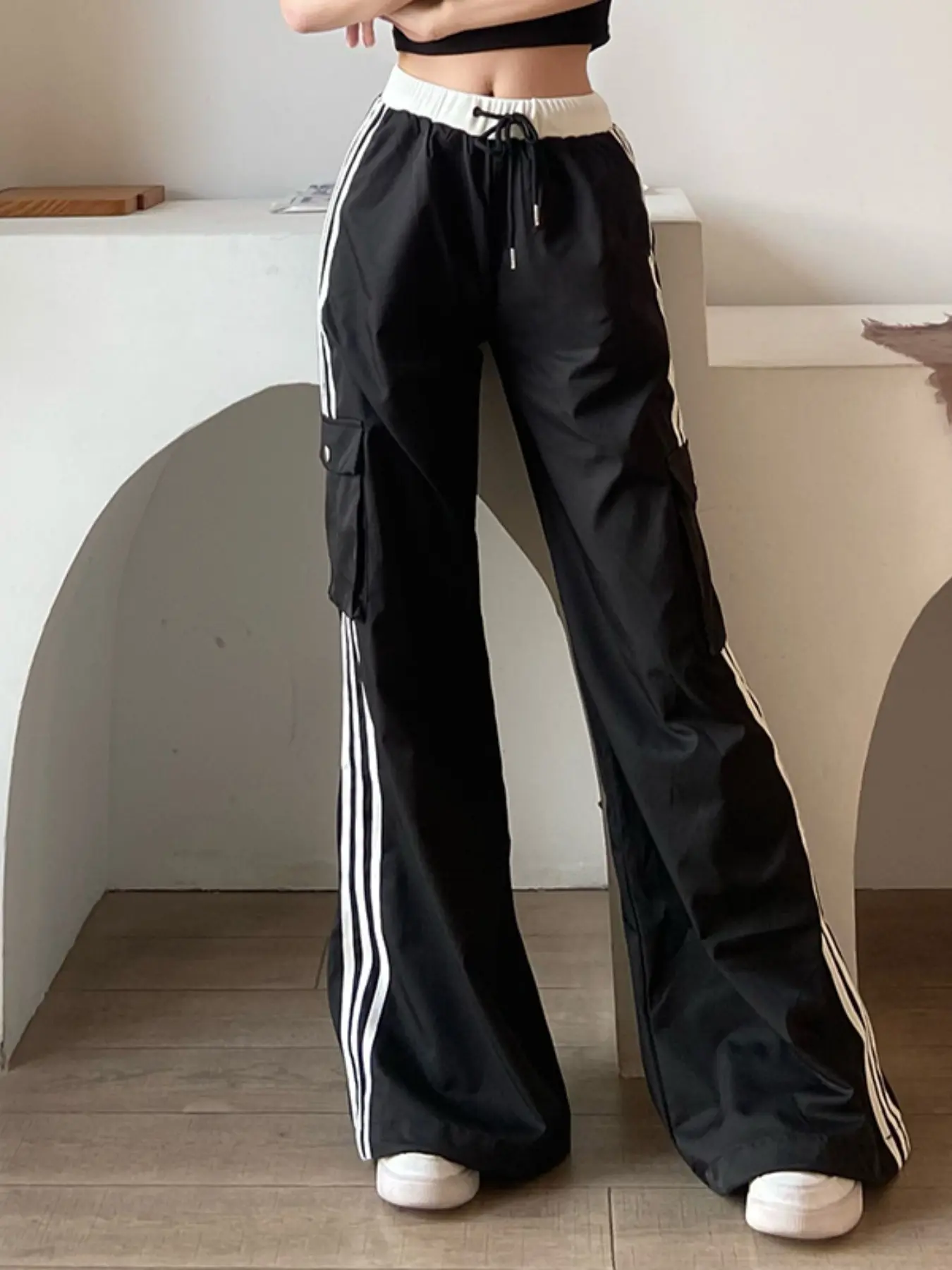 Y2K Sporty 3 Stripes Side Cargo Flare Track Pants, High Elastic Drawstring Waist, Wide Leg Casual Dance Trousers, Athleisure Style Bottoms, Comfortable and Stylish