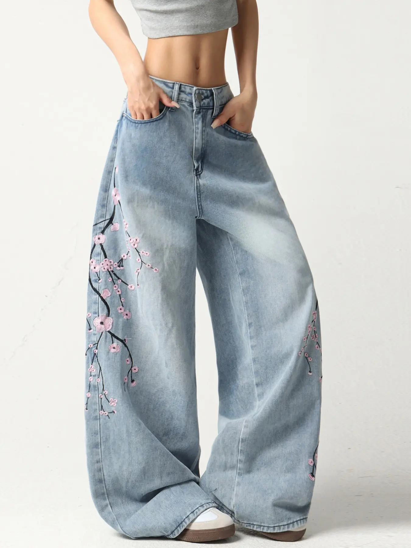 Women's Vintage Washed Blue Floral Embroidered High Waist Wide Leg Baggy Denim Jeans Bottoms, Y2K Street Fashion Loose Fit Long Pants, All Seasons