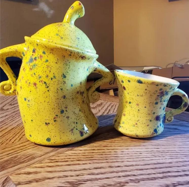 Funny Spoof Ceramic Cup Ornament, Creative Home & Garden Decoration, Unique Personality Storage Jar