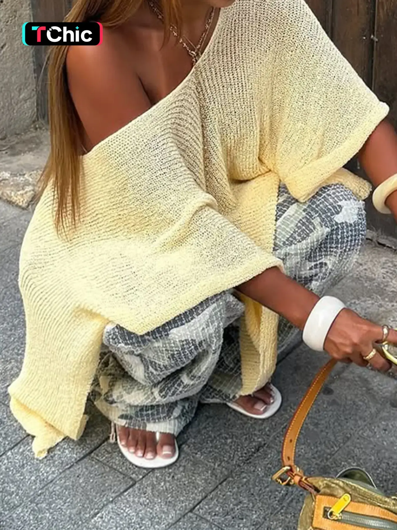 Women's Casual Loose-Fitting Plain Batwing Soft Knitwear Sweater, Comfortable Daily Wear, Perfect for Vacation, Stylish Fashion Design