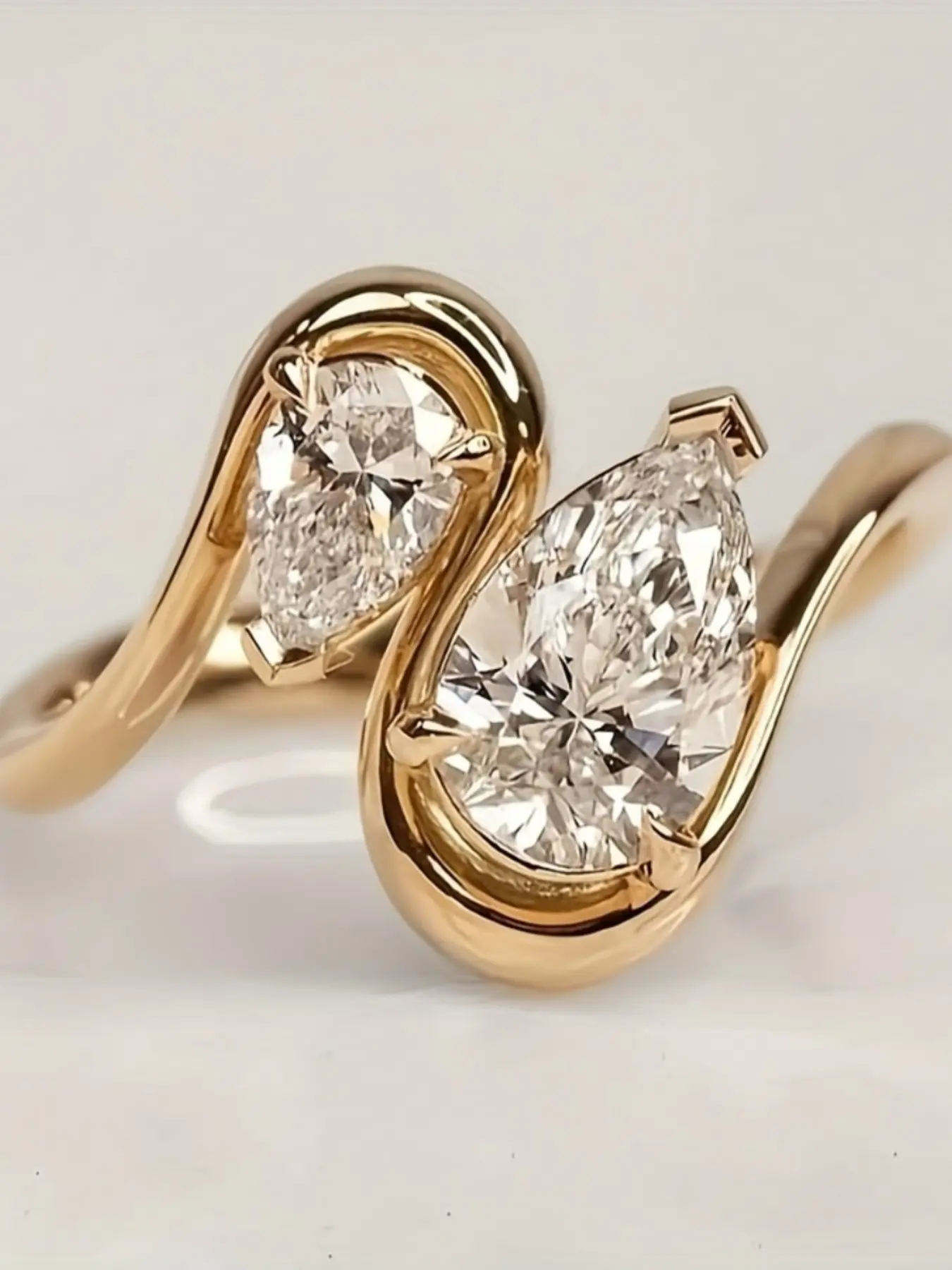 Elegant Waterdrop Zircon Rings for Women and Girls Synthetic Crystal Stackable Rings Delicate Jewelry Perfect for Engagement Weddings Party, Daily Wear Anniversary Gift for Her
