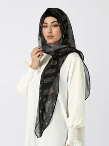 Lightweight Breathable Hijab, Soft Chiffon Material, Elegant Geometric Design, Perfect for All Seasons, Daily Wear Headscarf