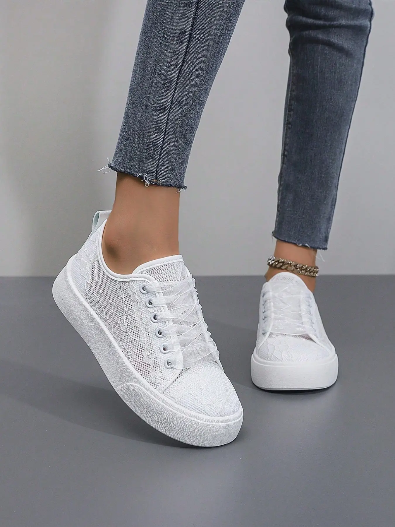 Fashionable Floral Pattern Lace Design Chunky Sneakers, Casual Comfortable Breathable Sports Shoes, Female All-match Round Toe Low Top Trainers for Daily Wear, Flat Trainers
