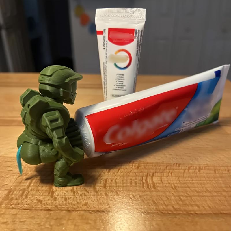 The Halo Butt Master Toothpaste Squeezer 3D-Printed Spartan Warrior Design Fun Daily Use Humor Toothpaste Squeezer Thin Non-Slip Vevor Towel Warmer Bucket Luxury Bat Toothbrush Gift vintage cans artificial wood funny desk accessory Valentine's Day Heart