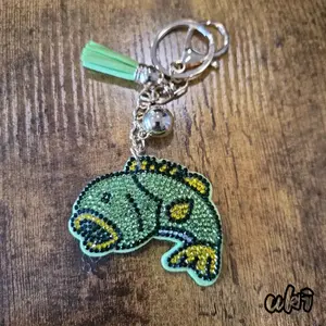 Rhinestone Encrusted Sea Life Shaped Keychain With Attached Tassel, Fashion Multipurpose Accessory For Daily Key Storage And Handbag Casual Embellishment